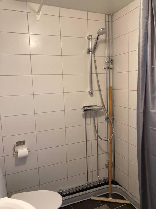 Appartamento Fin Laegenhet Mitt Pa Bjaerehalvoen Båstad Esterno foto