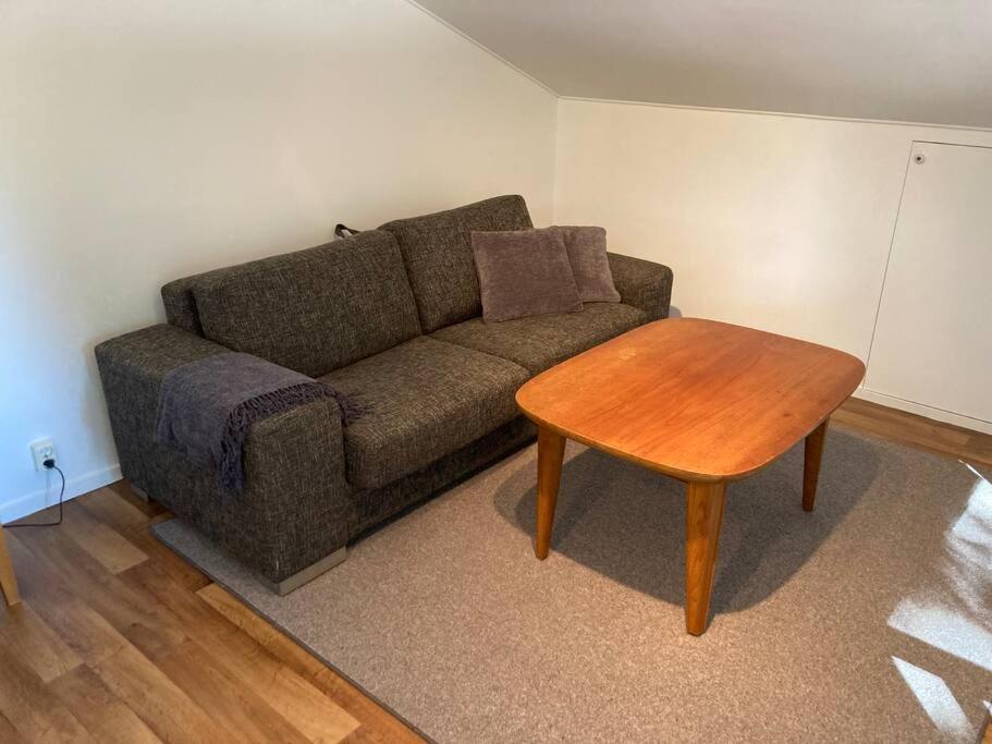 Appartamento Fin Laegenhet Mitt Pa Bjaerehalvoen Båstad Esterno foto